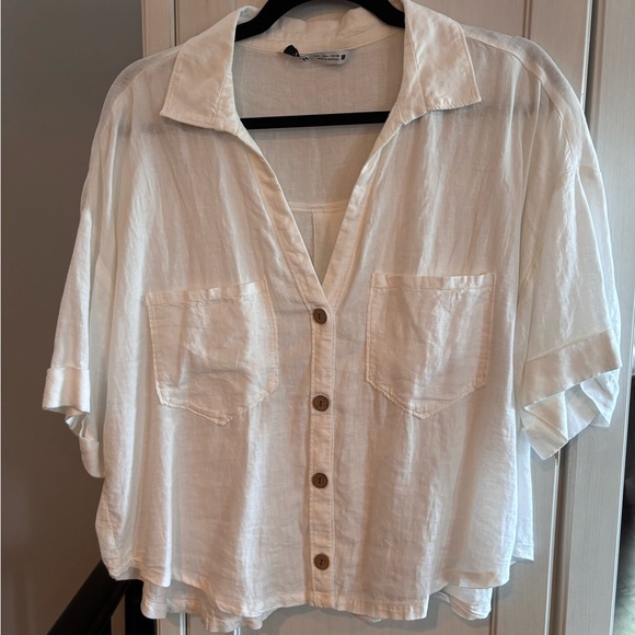 Zara White Linen Button-Down - Picture 1 of 3